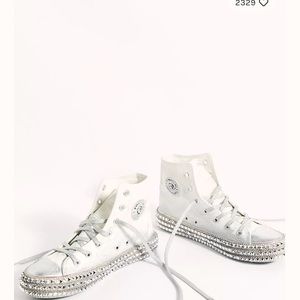 Studded high top sneakers. Size 37 EUC